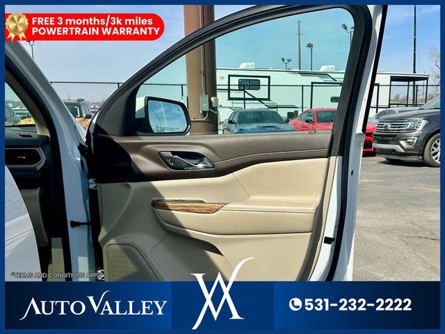 2019 GMC Acadia Denali Sport Utility 4D - 23006011 - 17