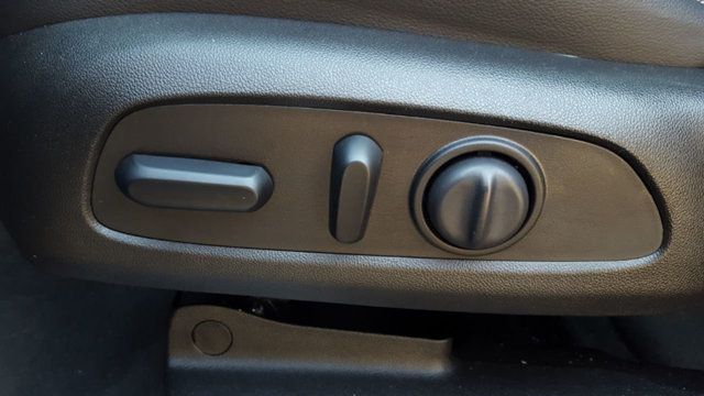 2019 GMC Acadia Denali w/Navigation - 18570189 - 16