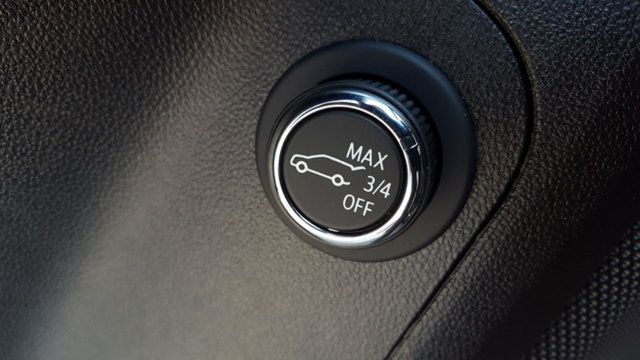 2019 GMC Acadia Denali w/Navigation - 18570189 - 17