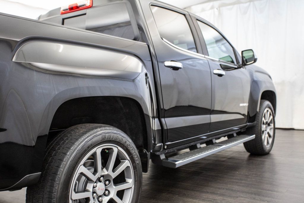 2019 GMC Canyon 4WD Crew Cab 128.3" Denali - 22495269 - 32