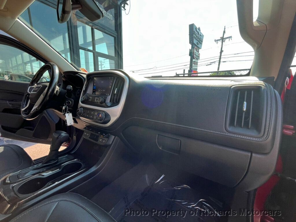 2019 Gmc Canyon SLT photo 19