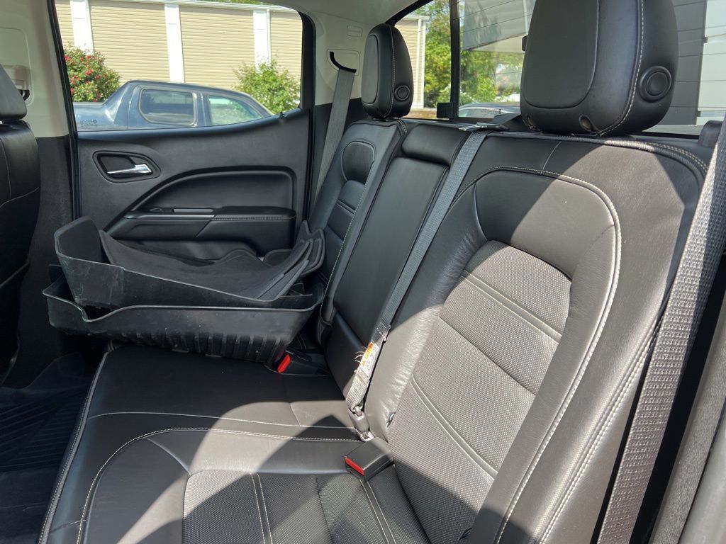 2019 GMC Canyon Denali - 22594105 - 36