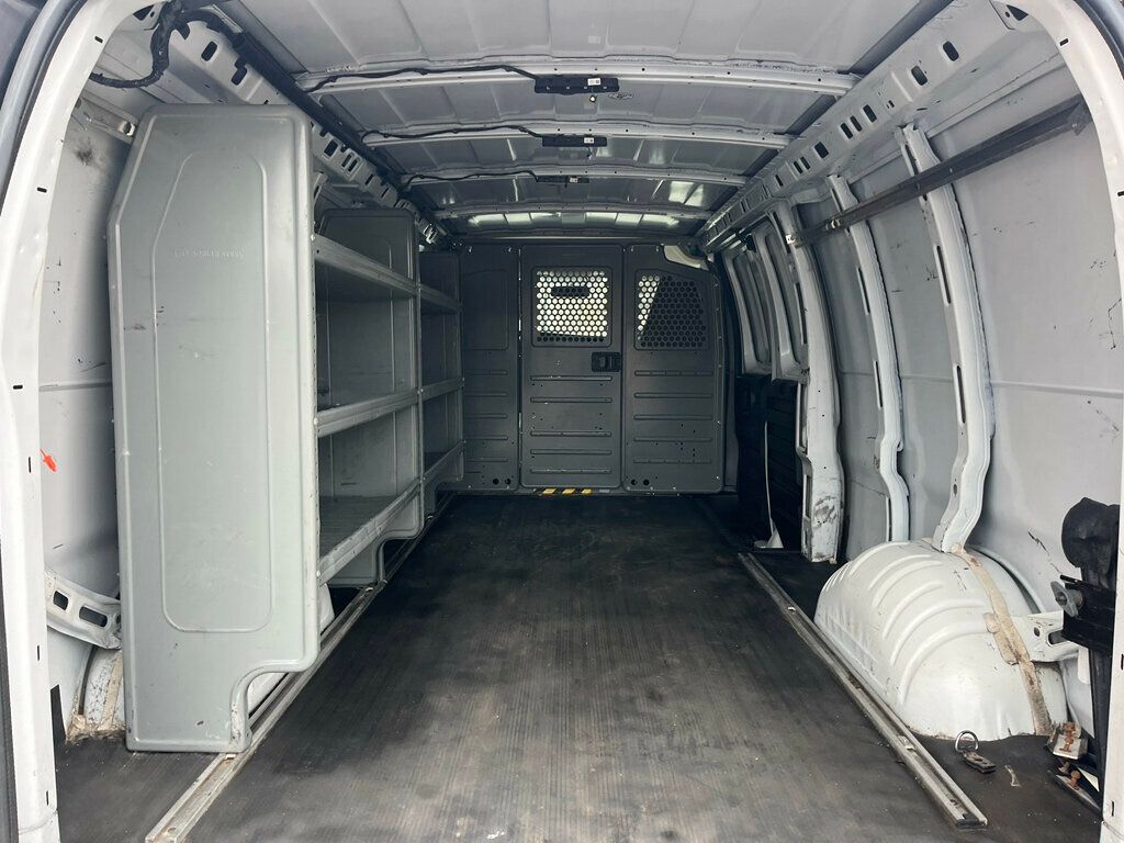 2019 GMC Savana Cargo Van Mini Duramax turbo Diesel Work Van  - 22986902 - 26