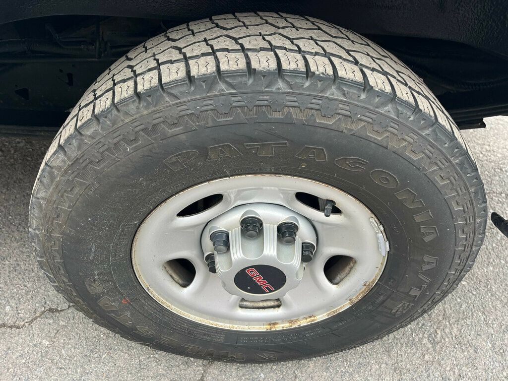 2019 GMC Savana Cargo Van Mini Duramax turbo Diesel Work Van  - 22986902 - 27