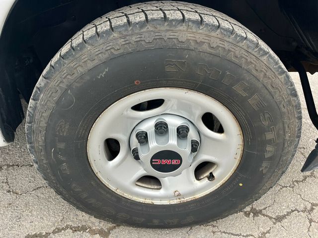 2019 GMC Savana Cargo Van Mini Duramax turbo Diesel Work Van  - 22986902 - 8