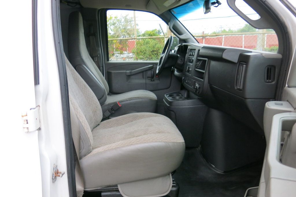 2019 GMC Savana Cargo Van RWD 2500 135" - 23095884 - 13