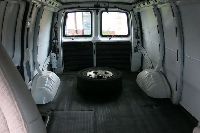 2019 GMC Savana Cargo Van RWD 2500 135" - 23095884 - 16