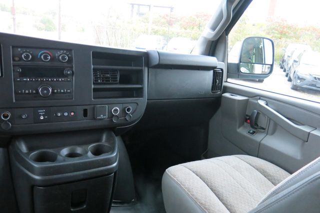 2019 GMC Savana Cargo Van RWD 2500 135" - 23095884 - 19