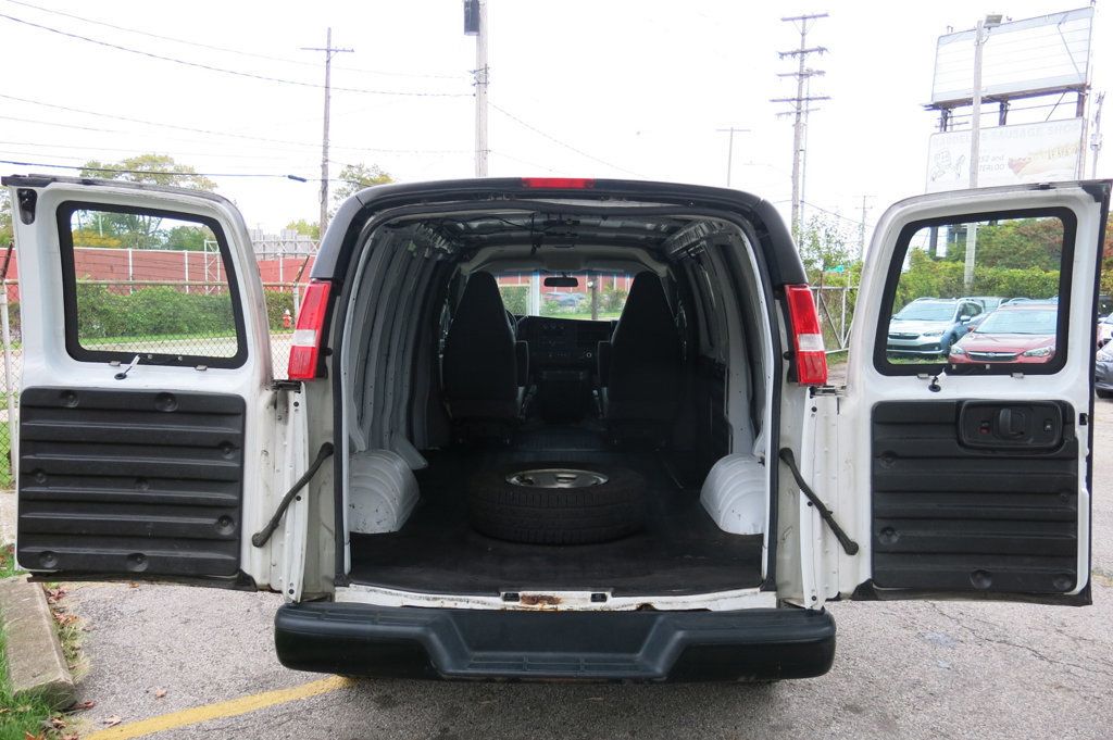 2019 GMC Savana Cargo Van RWD 2500 135" - 23095884 - 38