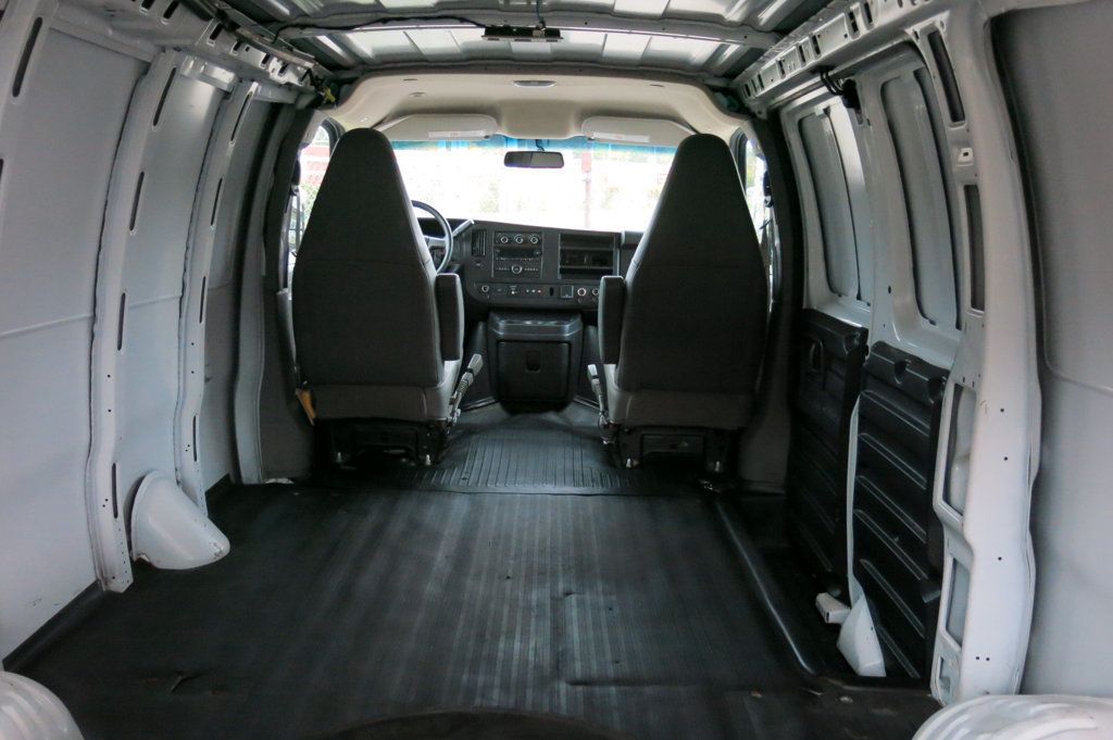 2019 GMC Savana Cargo Van RWD 2500 135" - 23095884 - 39