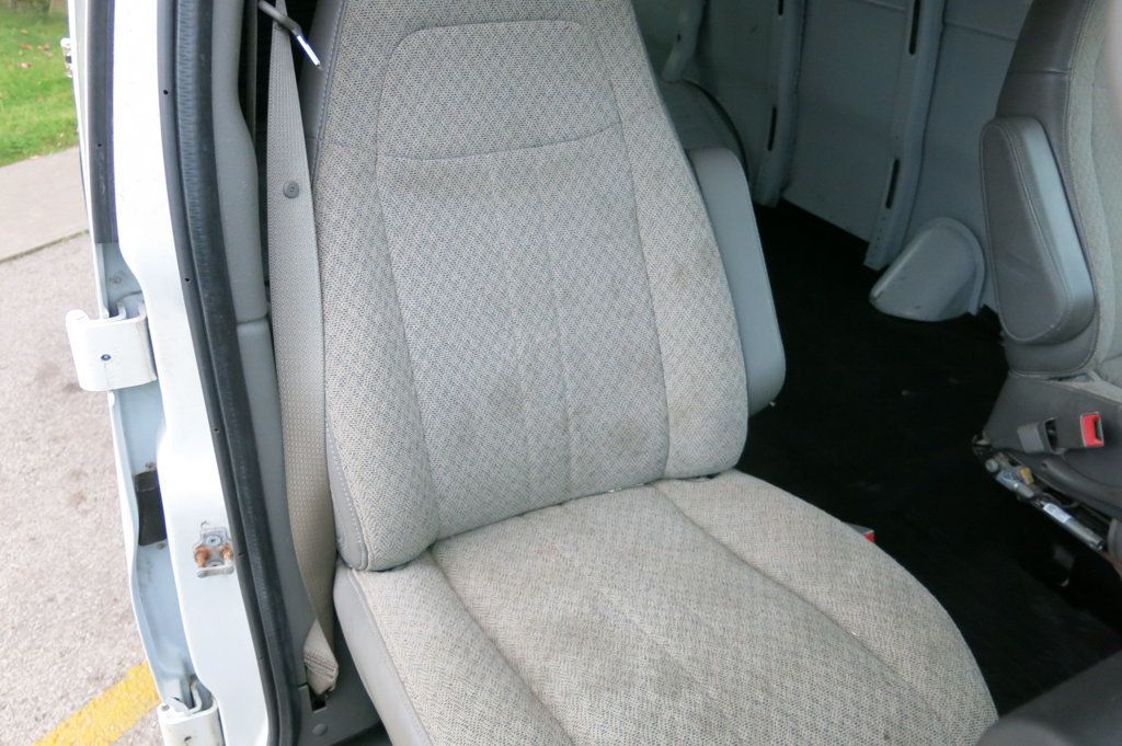 2019 GMC Savana Cargo Van RWD 2500 135" - 23095884 - 41