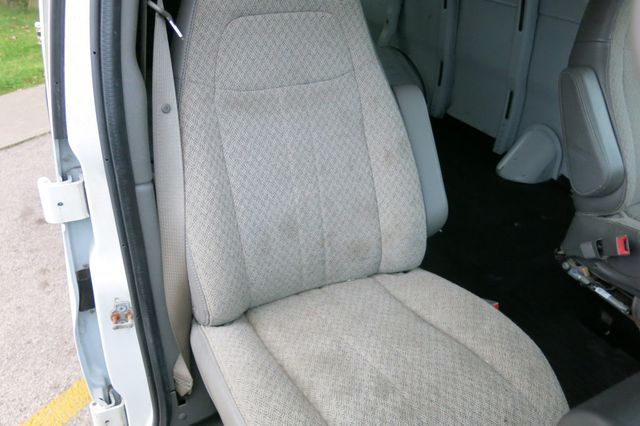 2019 GMC Savana Cargo Van RWD 2500 135" - 23095884 - 41