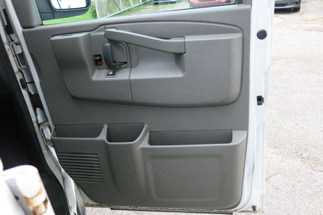 2019 GMC Savana Cargo Van RWD 2500 135" - 23095884 - 44
