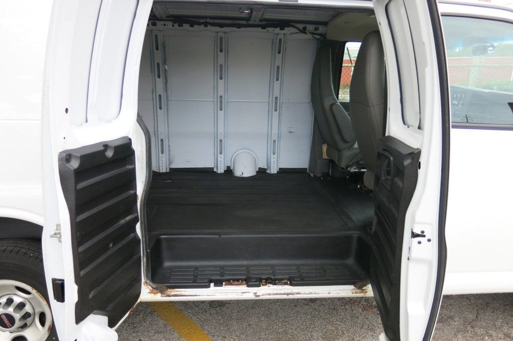 2019 GMC Savana Cargo Van RWD 2500 135" - 23095884 - 46