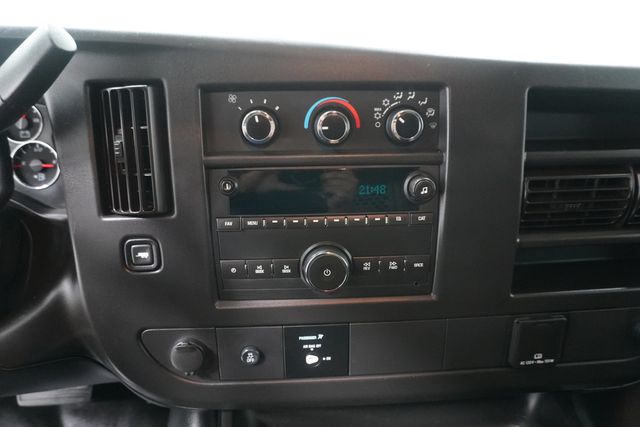 2019 GMC Savana Cargo Van RWD 2500 135" - 22983984 - 13