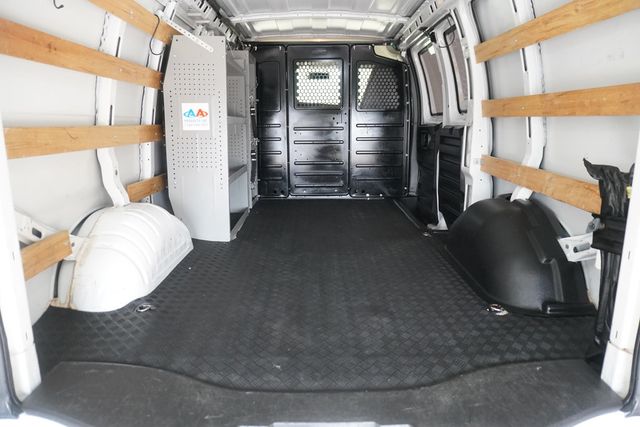 2019 GMC Savana Cargo Van RWD 2500 135" - 22983984 - 15
