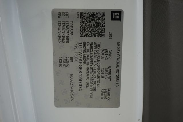 2019 GMC Savana Cargo Van RWD 2500 135" - 22983984 - 20