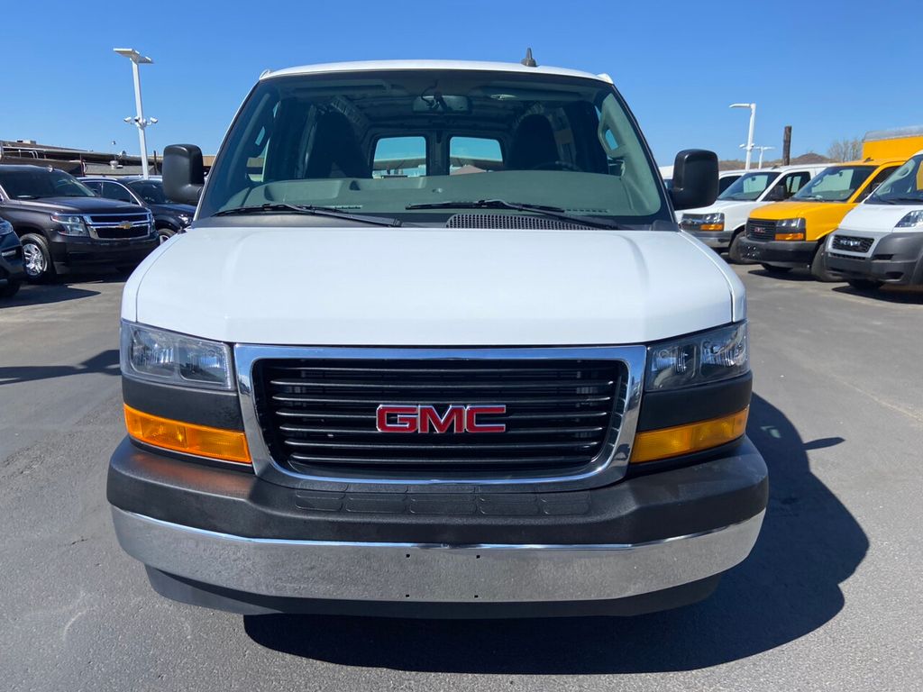 2019 GMC Savana Cargo Van RWD 2500 135" - 22143363 - 8