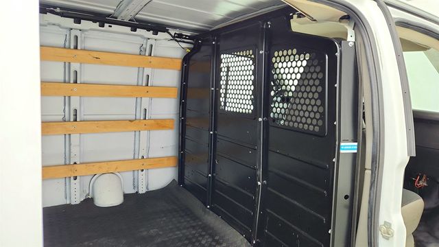 2019 GMC Savana Cargo Van RWD 2500 135'' with 6.0L V8 FlexFuel Engine & Bulkhead - 23002754 - 24