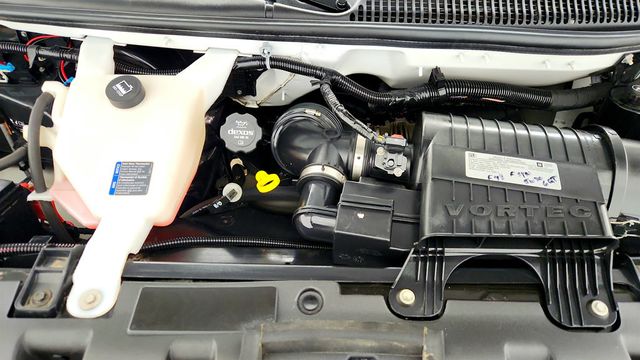 2019 GMC Savana Cargo Van RWD 2500 135'' with 6.0L V8 FlexFuel Engine & Bulkhead - 23002754 - 28