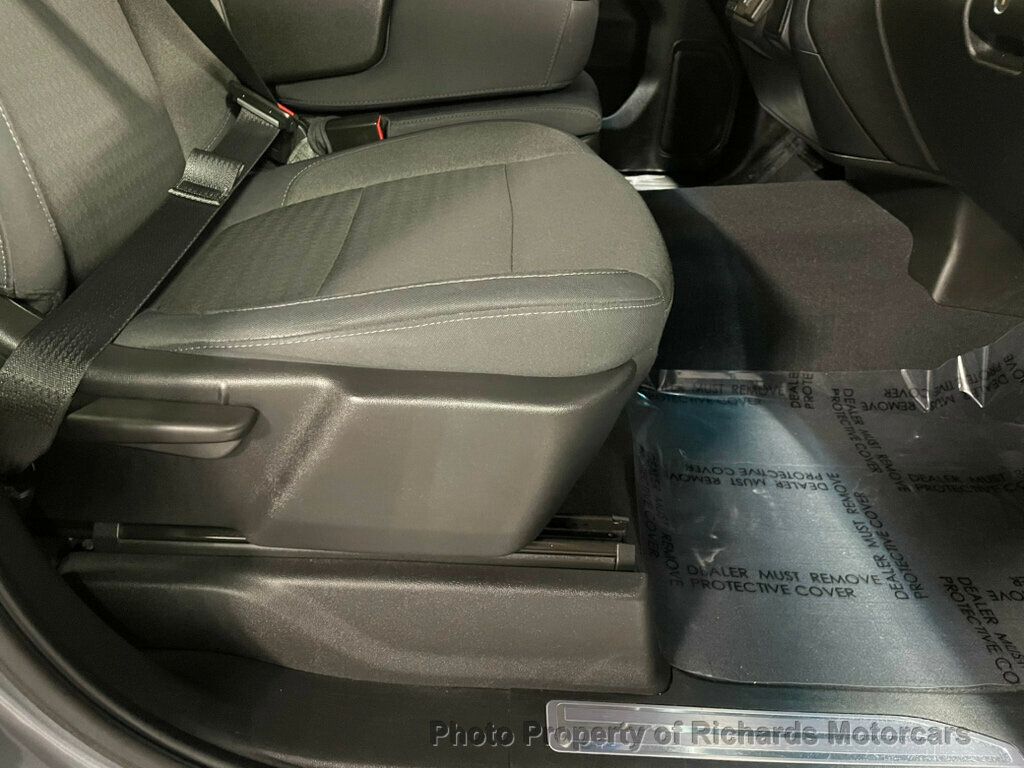 2019 GMC Sierra 1500 4WD Crew Cab 157" SLE - 23019813 - 16