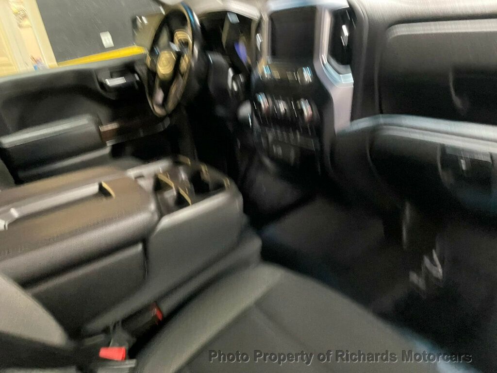 2019 GMC Sierra 1500 4WD Crew Cab 157" SLE - 23019813 - 18