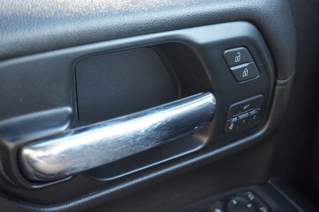 2019 GMC Sierra 1500 SLT, 4X4, PREMIUM WHEELS, RUNNING BOARDS, TOWING PACKAGE - 22959093 - 25