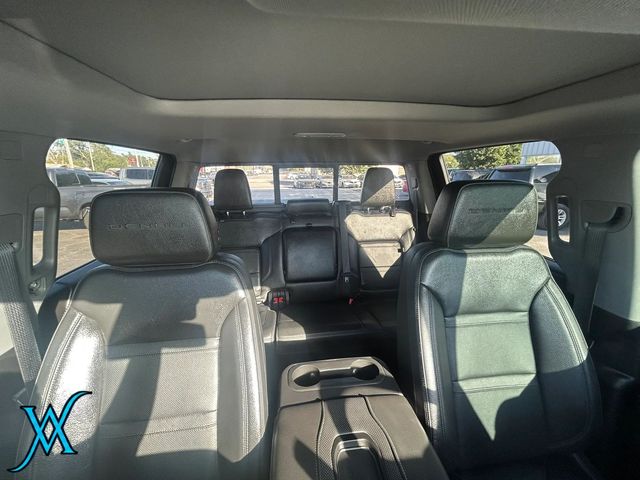 2019 GMC Sierra 1500 Crew Cab Denali Pickup 4D 6 1/2 ft - 23093124 - 28