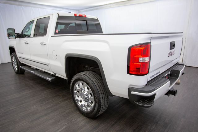 2019 GMC Sierra 2500HD 4WD Crew Cab 153.7" Denali - 22754534 - 10