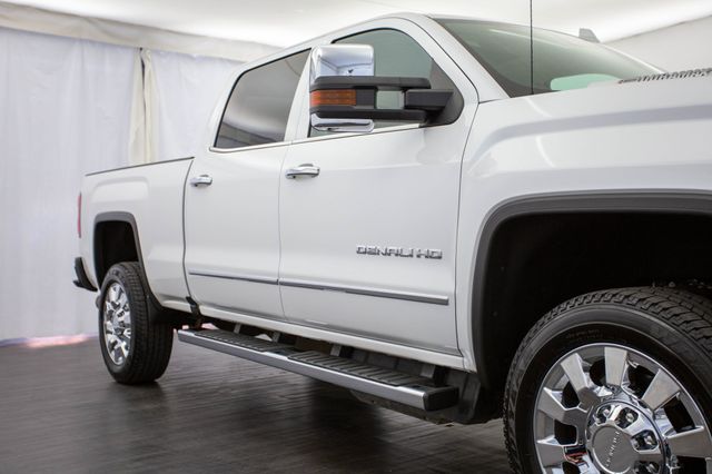 2019 GMC Sierra 2500HD 4WD Crew Cab 153.7" Denali - 22754534 - 33