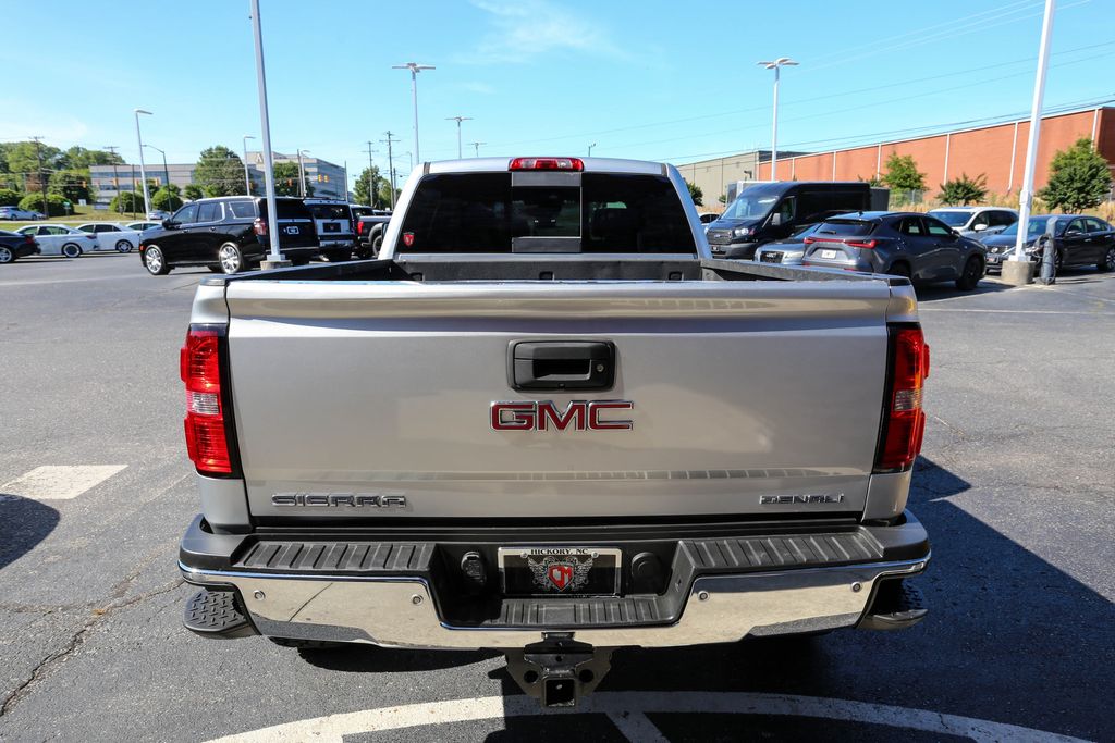2019 GMC Sierra 2500HD 4WD Crew Cab 153.7" Denali - 22968555 - 14