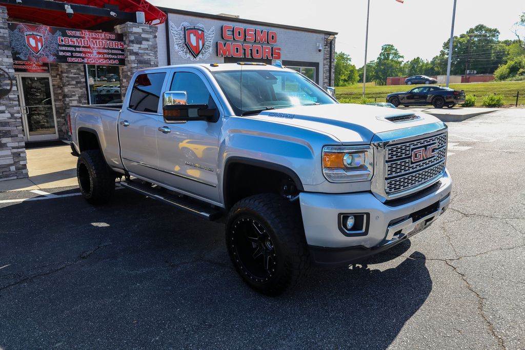 2019 GMC Sierra 2500HD 4WD Crew Cab 153.7" Denali - 22968555 - 1
