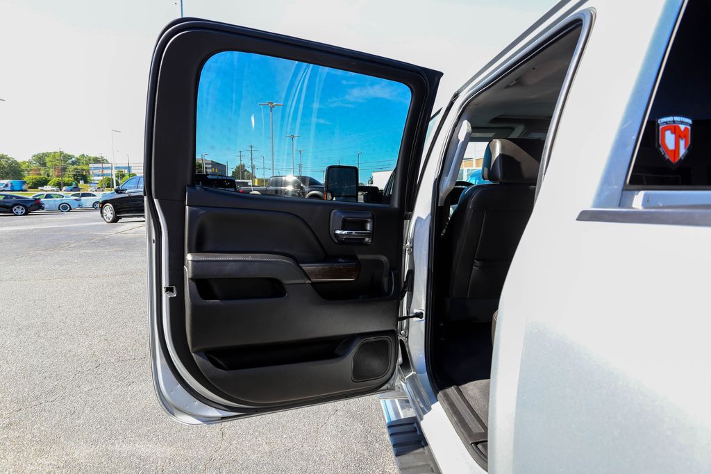 2019 GMC Sierra 2500HD 4WD Crew Cab 153.7" Denali - 22968555 - 21