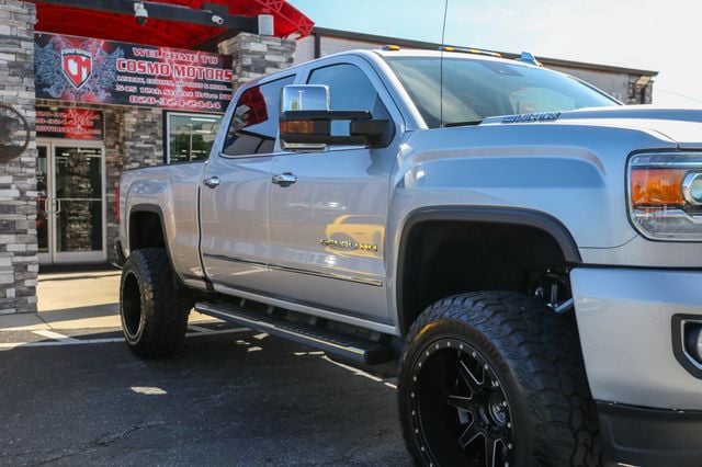 2019 GMC Sierra 2500HD 4WD Crew Cab 153.7" Denali - 22968555 - 31