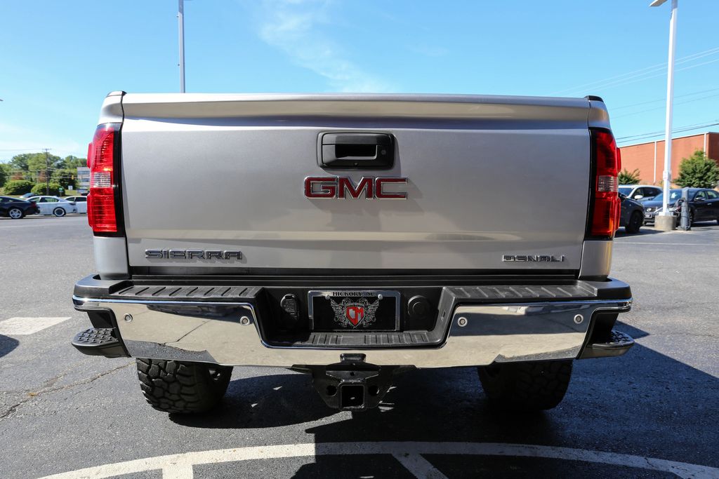 2019 GMC Sierra 2500HD 4WD Crew Cab 153.7" Denali - 22968555 - 34