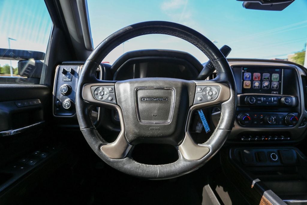2019 GMC Sierra 2500HD 4WD Crew Cab 153.7" Denali - 22968555 - 44