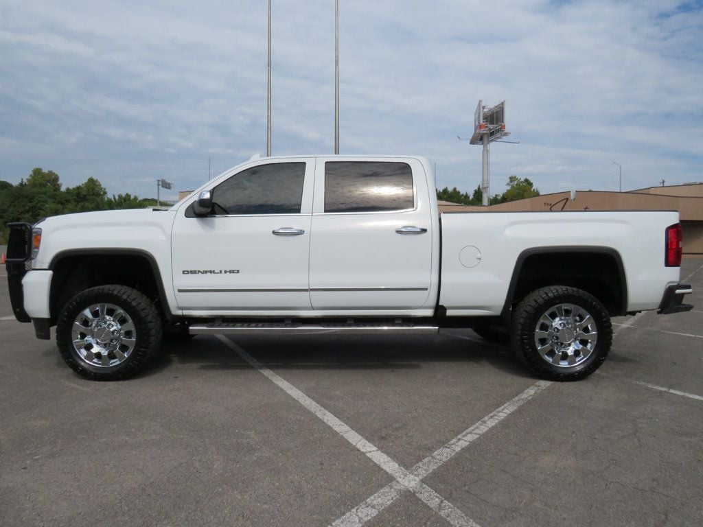 2019 GMC Sierra 2500HD 4WD Crew Cab 153.7" Denali - 22574366 - 0