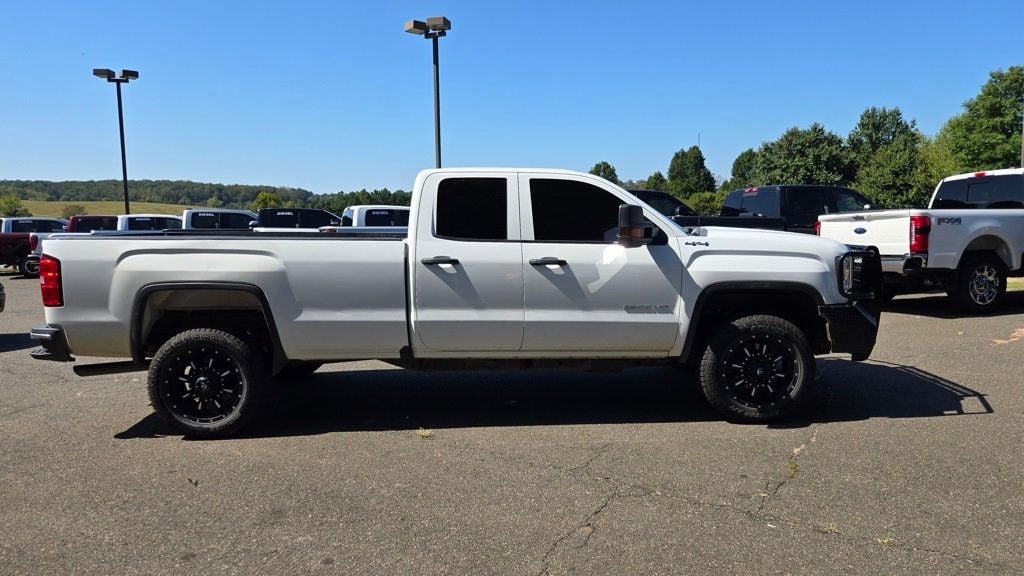 2019 Gmc Sierra Base photo 2