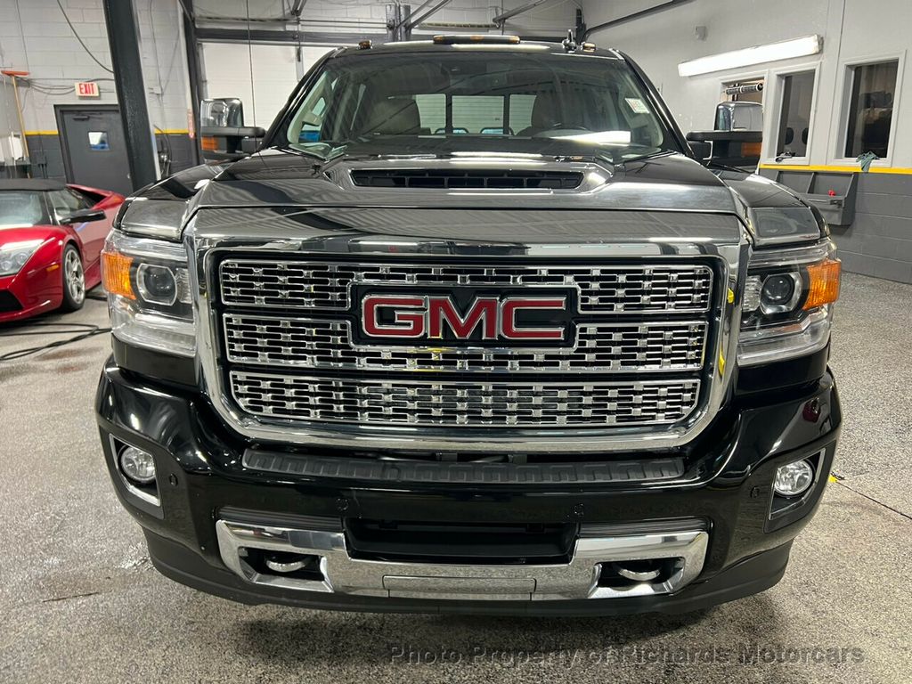 2019 GMC Sierra 3500HD 4WD Crew Cab 153.7" Denali - 22267465 - 9