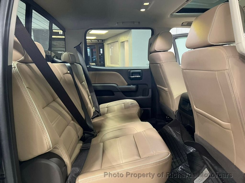 2019 GMC Sierra 3500HD 4WD Crew Cab 153.7" Denali - 22267465 - 30