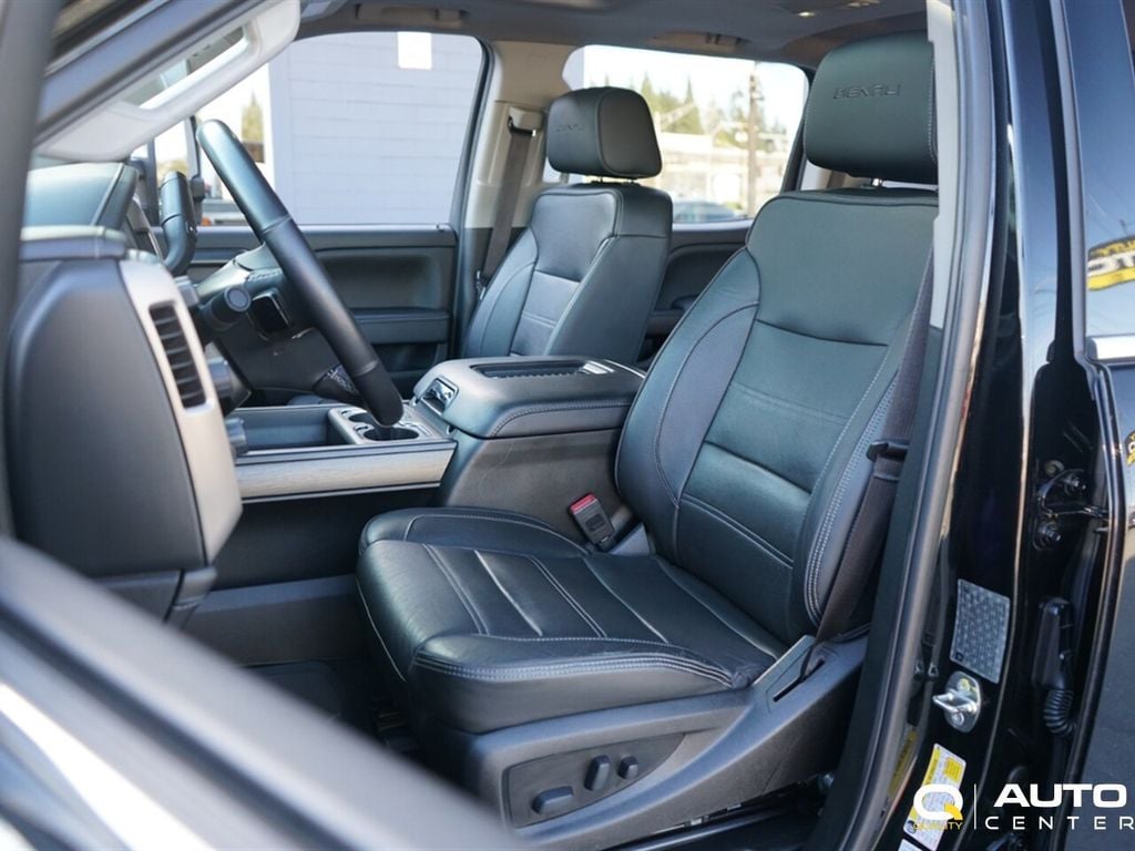 2019 GMC Sierra 3500HD 4WD Crew Cab 167.7" Denali - 23008015 - 14