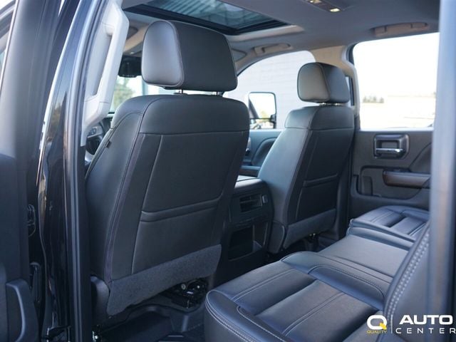 2019 GMC Sierra 3500HD 4WD Crew Cab 167.7" Denali - 23008015 - 30