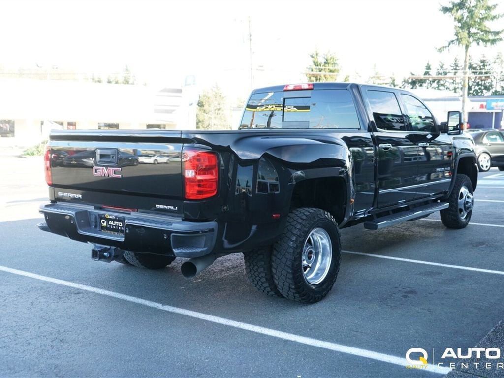 2019 GMC Sierra 3500HD 4WD Crew Cab 167.7" Denali - 23008015 - 5