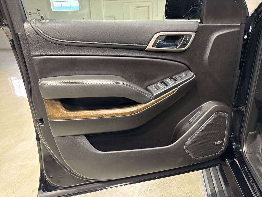 2019 GMC Yukon 4WD 4dr Denali - 22968240 - 38