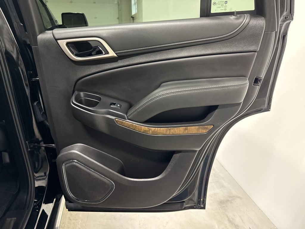 2019 GMC Yukon 4WD 4dr Denali - 22968240 - 56