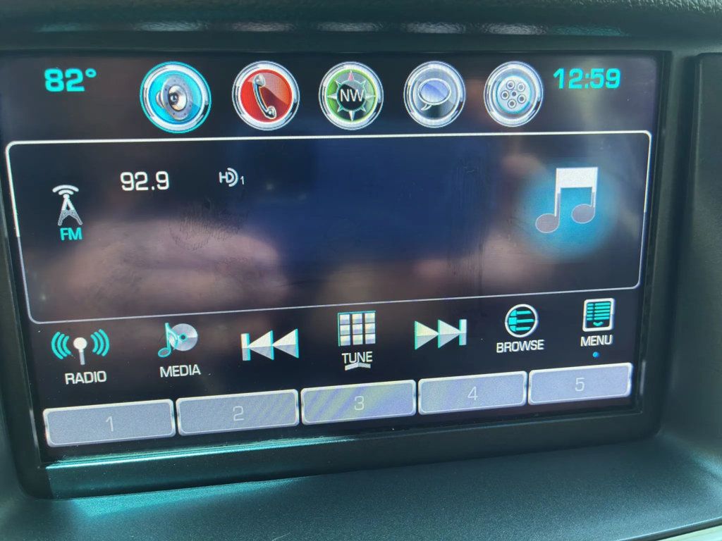 2019 GMC Yukon 4WD 4dr Denali - 23049387 - 16