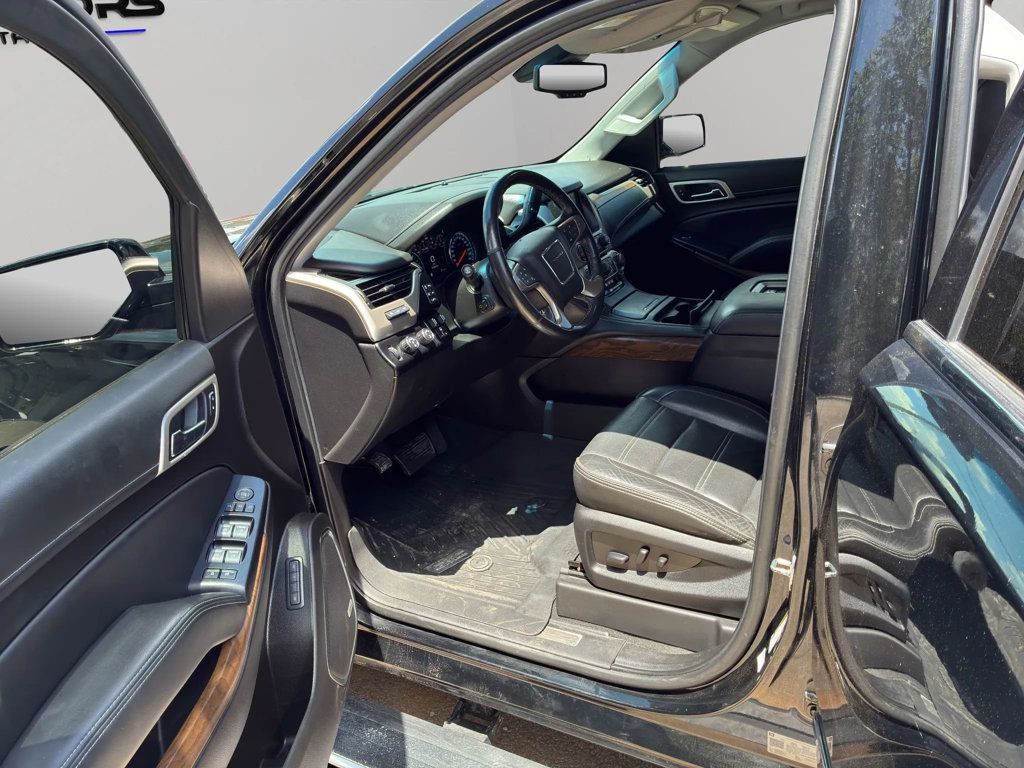 2019 GMC Yukon 4WD 4dr Denali - 23049387 - 19