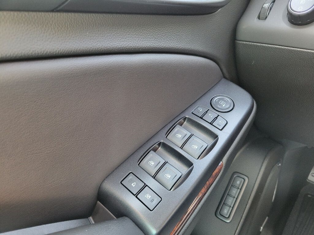 2019 Gmc Yukon SLT photo 20