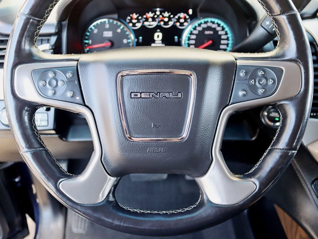 2019 GMC Yukon XL 4WD 4dr Denali Ultimate - 23009551 - 13