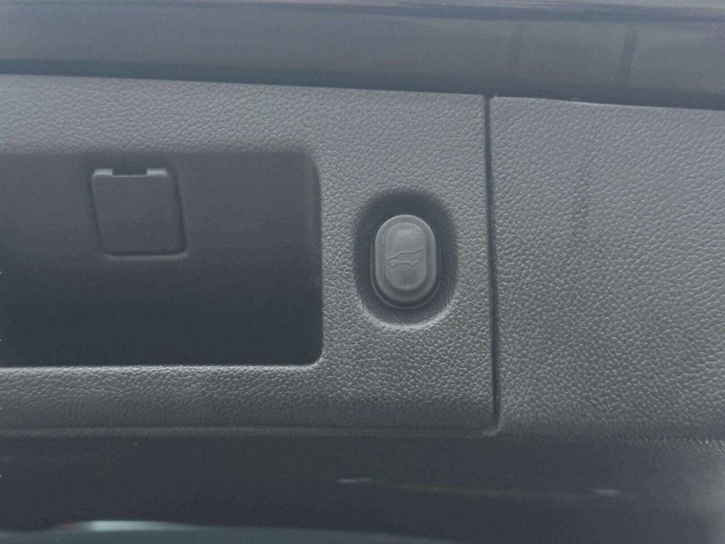 2019 GMC Yukon XL 4WD 4dr SLT - 22964306 - 13